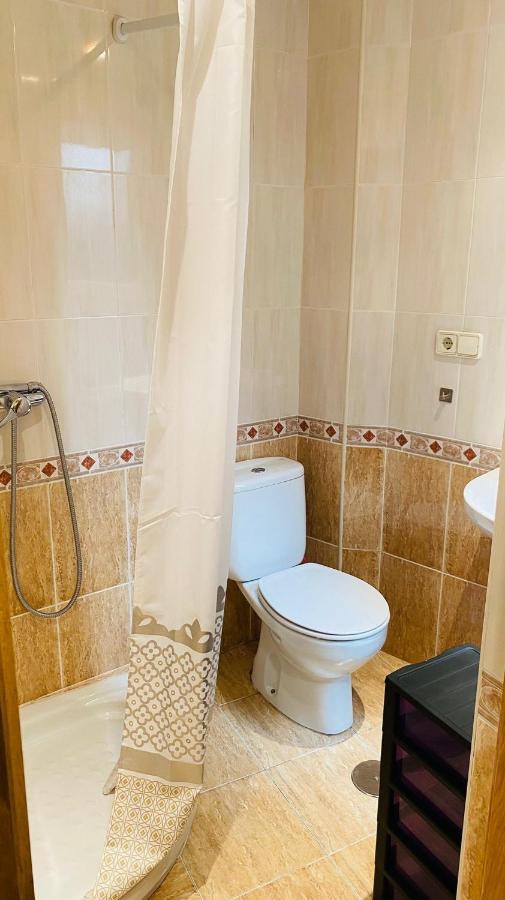 Piso 3 Habitaciones Al Lado Del Auditorio Y A 5 Min De Oviedo Centro Kültér fotó